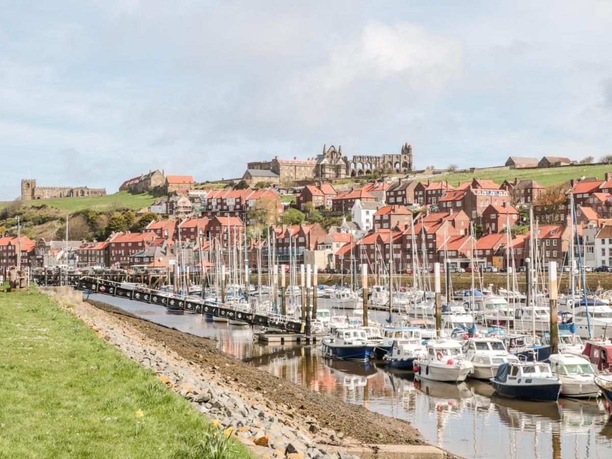 Crossing Cottage Whitby Exteriör bild